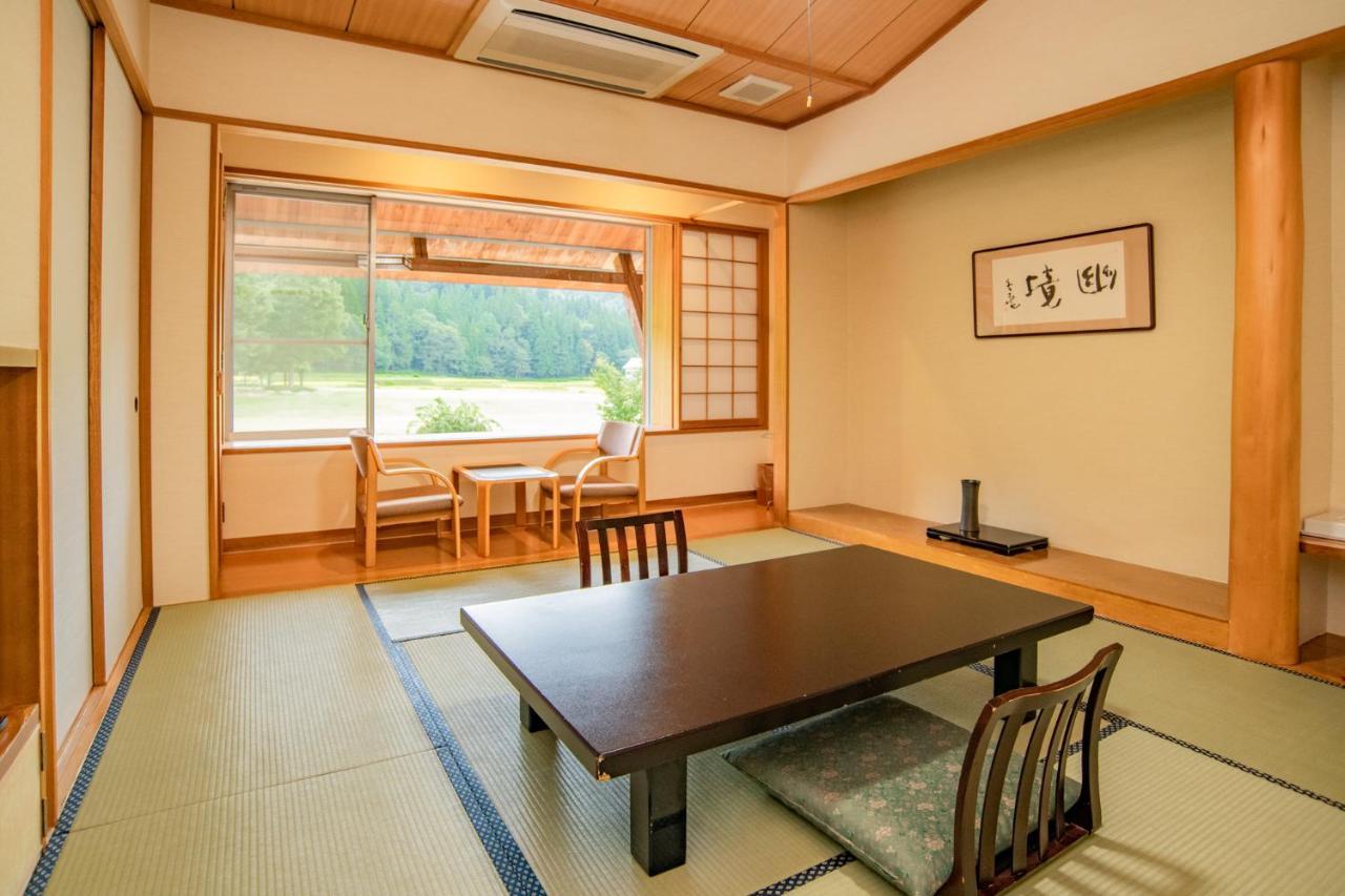 Yurari Tadami Exterior photo