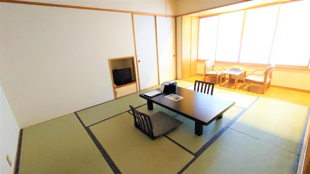 Yurari Tadami Exterior photo