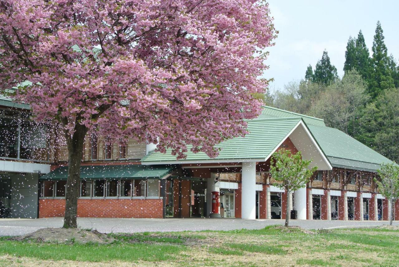 Yurari Tadami Exterior photo